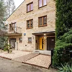 Luxury Family In The Heart Of *