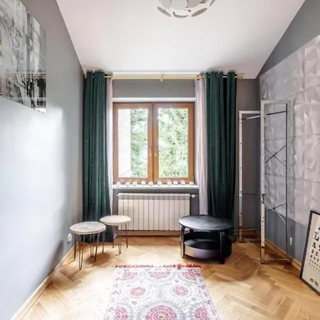 Luxury Family In The Heart Of